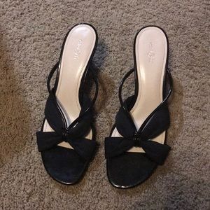 Open toed sandals